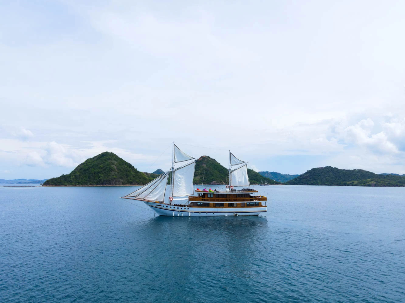 Private trip by Lamain Luxury Phinisi - Komodo Boat Charter